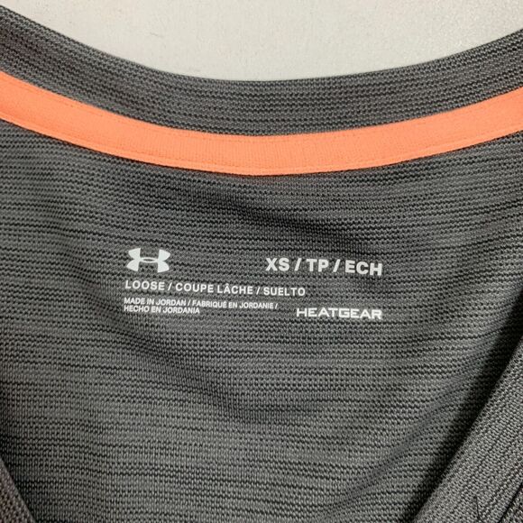 Under Armour T Shirt Womens XS Extra Small Gray V Neck HeatGear Performance Tee - Picture 8 of 10